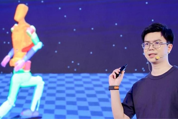 天才少年稚晖君米兰官网机器人走路进场！AI模型做大脑，目标售价20万以内